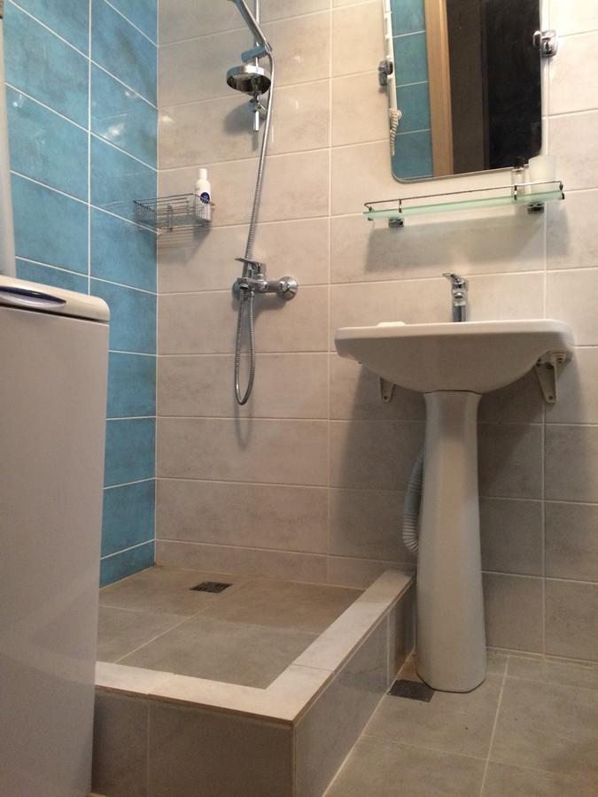 2-kh kom-ia kvartira v tsentre Odessy Odessa Exteriör bild